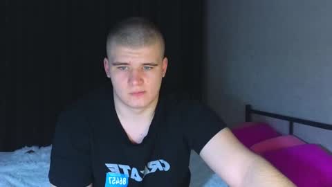 Snapshot of kittenmur chatting on February 2025 12:21:01 PM Vlad online show from February 2025 12:21:01 PM