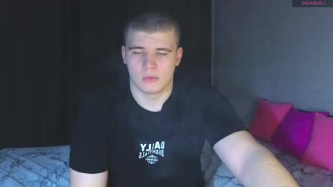 Snapshot of kittenmur chatting on February 2025 11:33:01 AM Vlad online show from February 2025 11:33:01 AM