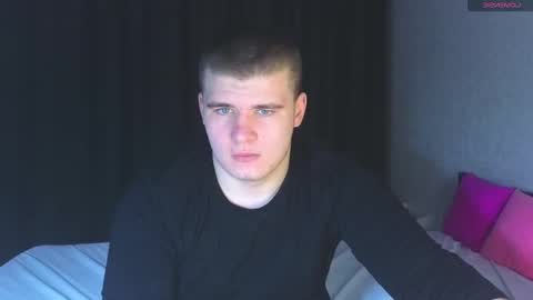 Snapshot of kittenmur chatting on February 2025 04:53:02 PM Vlad online show from February 2025 04:53:02 PM