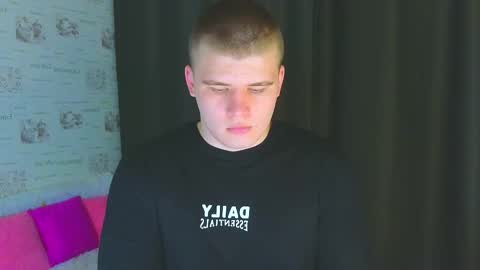 Snapshot of kittenmur chatting on September 2025 06:55:02 PM Vlad online show from September 2025 06:55:02 PM