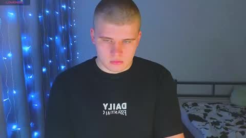 Snapshot of kittenmur chatting on December 2025 07:56:02 PM Vlad online show from December 2025 07:56:02 PM