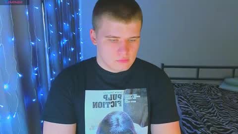 Snapshot of kittenmur chatting on December 2025 03:46:02 AM Vlad online show from December 2025 03:46:02 AM