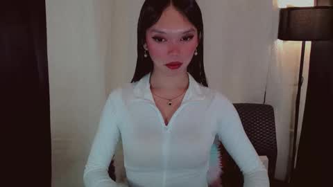 Snapshot of kitteylovesyou chatting on October 2025 12:44:02 AM KITTY online show from October 2025 12:44:02 AM