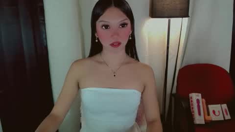 Snapshot of kitteylovesyou chatting on November 2025 12:32:01 AM KITTY online show from November 2025 12:32:01 AM