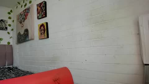 Snapshot of kitty__black__ chatting on May 2026 09:22:01 PM KITTY online show from May 2026 09:22:01 PM