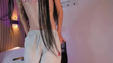 Snapshot of kitty__bunny chatting on May 2026 12:02:02 PM kitty__bunny online show from May 2026 12:02:02 PM