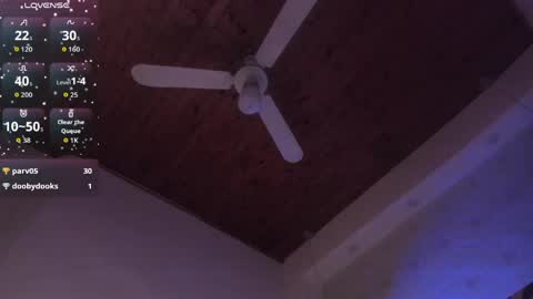 Kitty  online show from April 2026 07:07:02 PM