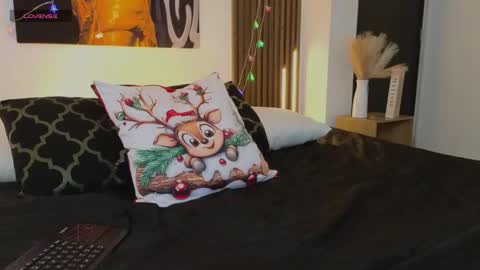 Kitty Bombon online show from November 2025 08:23:02 PM