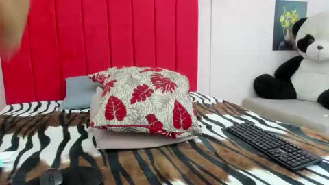 Snapshot of kitty_hot_sex_ chatting on February 2026 10:54:01 PM kitty_hot_sex_ online show from February 2026 10:54:01 PM