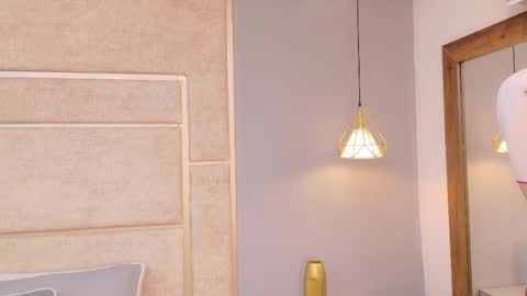kitty_model online show from May 2026 11:40:01 AM