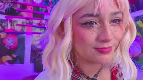Snapshot of kitty_niki chatting on July 2026 10:05:01 PM Nicol Gomez online show from July 2026 10:05:01 PM