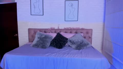 Snapshot of kitty_pam chatting on September 2025 07:59:01 PM Kitty online show from September 2025 07:59:01 PM