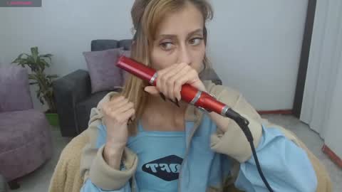Aleja online show from May 2026 08:43:02 PM