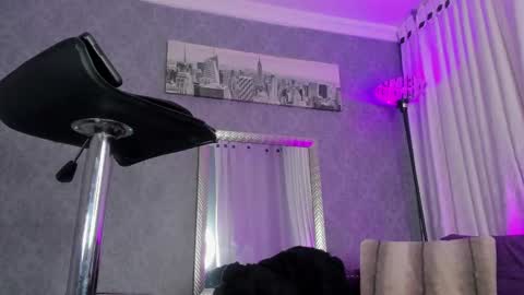 Kendall Saray   online show from February 2025 09:24:02 AM