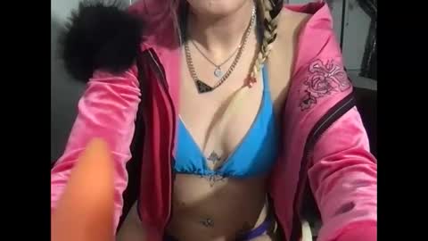 Snapshot of kittycatkendra chatting on February 2025 12:06:02 PM kittycatkendra online show from February 2025 12:06:02 PM