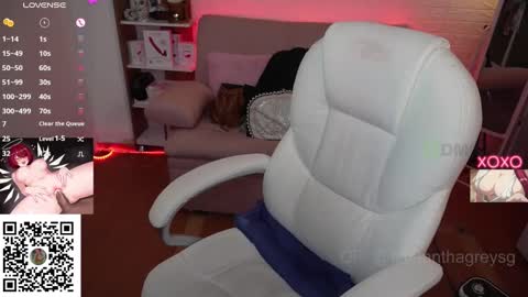 Snapshot of kittygrey chatting on September 2025 12:28:02 PM Samantha Grey online show from September 2025 12:28:02 PM