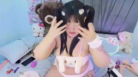 Snapshot of kittyhnt chatting on December 2025 04:31:02 AM kittyhnt online show from December 2025 04:31:02 AM