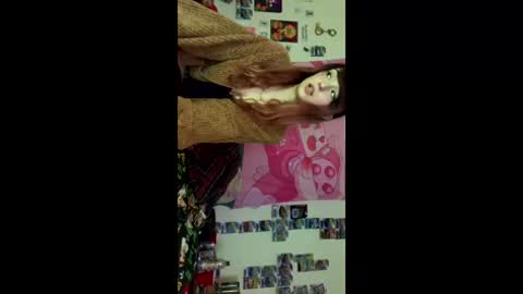 kitty online show from December 2025 05:45:02 AM