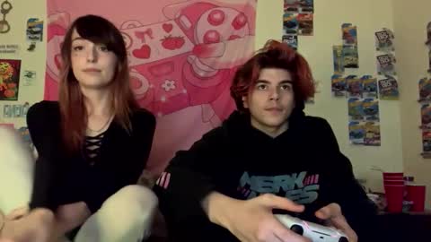 kitty online show from December 2025 05:58:01 AM