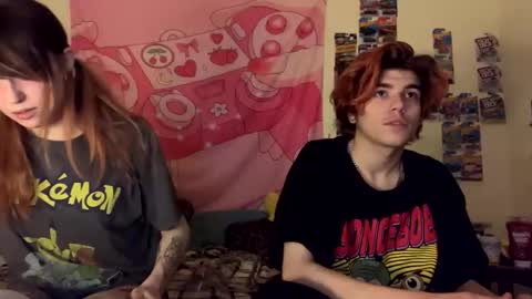 kitty online show from December 2025 06:00:01 AM