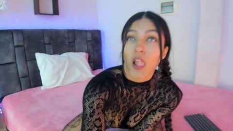 kitty  online show from January 2026 02:23:01 PM