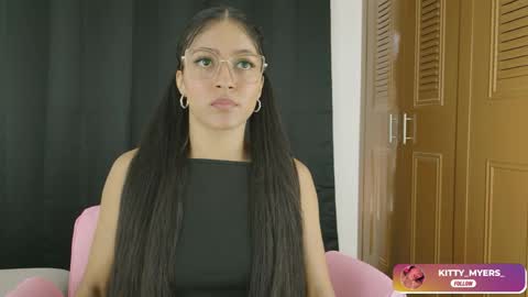 kittymyers_ online show from April 2026 01:20:01 PM