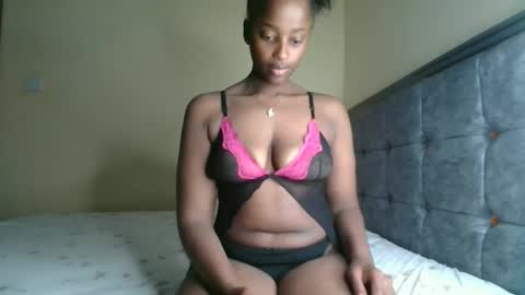 Snapshot of kittypettite chatting on September 2025 03:48:02 PM Kittypettite online show from September 2025 03:48:02 PM