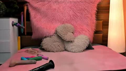 Snapshot of kittysprinklesx chatting on September 2025 06:33:02 PM Kitty Sprinkles online show from September 2025 06:33:02 PM