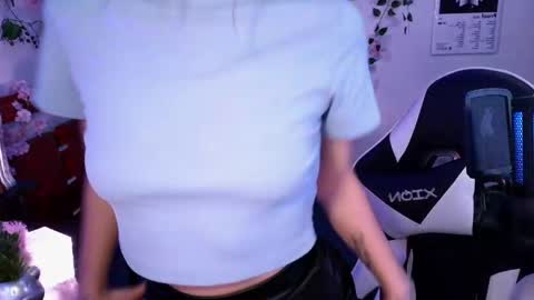 Kittyuwu  online show from April 2026 04:57:02 AM