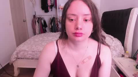 kittywantslove23 online show from June 2026 07:30:01 PM