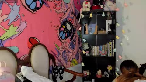 Kitty Zen online show from October 2025 04:04:01 PM