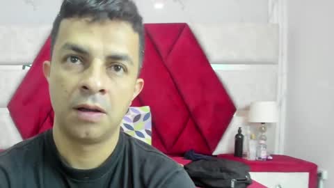 Luisa y Jairo online show from April 2026 12:30:02 PM