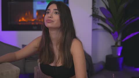 Erika online show from January 2025 02:36:01 PM