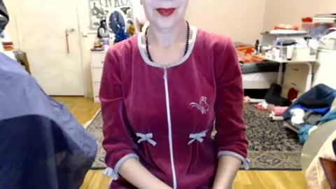 KiuminBerry online show from January 2025 12:57:02 PM