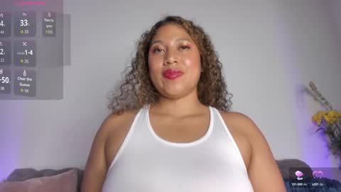 Lili online show from September 2025 07:59:01 PM