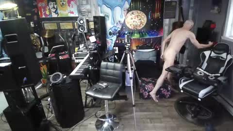 Snapshot of kiveuxmakeu chatting on November 2025 06:52:02 PM kiveuxmakeu online show from November 2025 06:52:02 PM