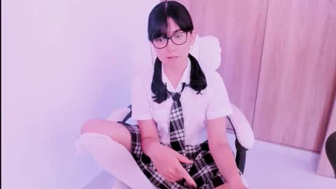 Little piece of fruit online show from February 2026 07:47:02 PM