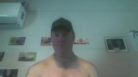 kiwiguy19773 online show from October 2025 11:17:01 PM