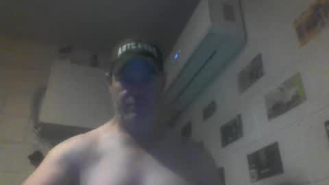Snapshot of kiwiguy19773 chatting on May 2026 07:03:02 AM kiwiguy19773 online show from May 2026 07:03:02 AM