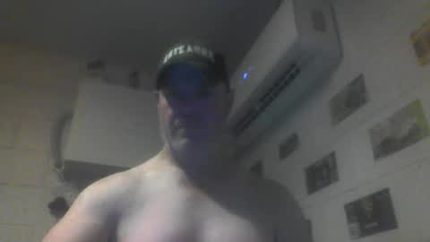 Snapshot of kiwiguy19773 chatting on May 2026 07:26:02 AM kiwiguy19773 online show from May 2026 07:26:02 AM
