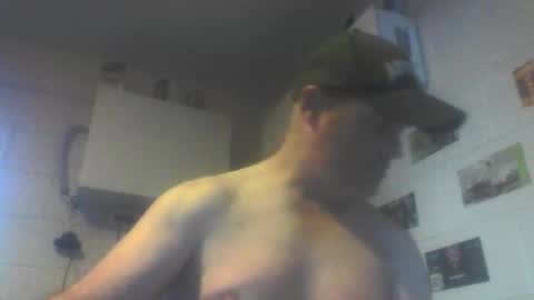 Snapshot of kiwiguy19773 chatting on May 2026 09:00:02 PM kiwiguy19773 online show from May 2026 09:00:02 PM