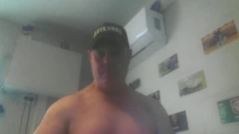 Snapshot of kiwiguy19773 chatting on June 2026 12:38:02 AM kiwiguy19773 online show from June 2026 12:38:02 AM