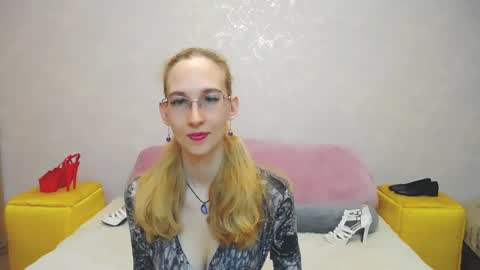 Klary online show from December 2024 10:05:02 AM