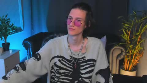 Klaude Jam online show from April 2026 03:28:02 PM