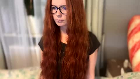 Snapshot of klementinagirl chatting on December 2024 08:26:02 PM Klementinafanslyklementina6661 online show from December 2024 08:26:02 PM