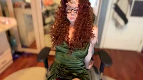 Snapshot of klementinagirl chatting on January 2025 08:33:01 PM Klementinafanslyklementina6661 online show from January 2025 08:33:01 PM