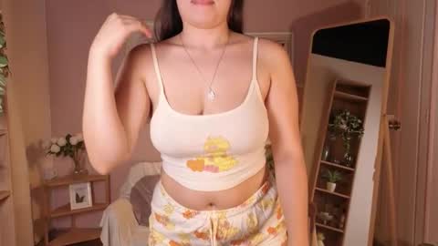 kloe222 online show from November 2025 01:43:01 PM