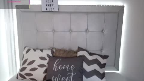 kloe__watson online show from April 2026 06:58:02 PM