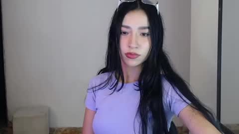 Snapshot of kloe_atlanta chatting on March 2025 11:37:02 PM KLOE online show from March 2025 11:37:02 PM