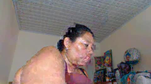 Kloe online show from October 2025 07:37:02 PM